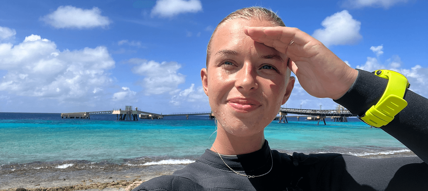 sara-paa-bonaire-kystdykning-4.png